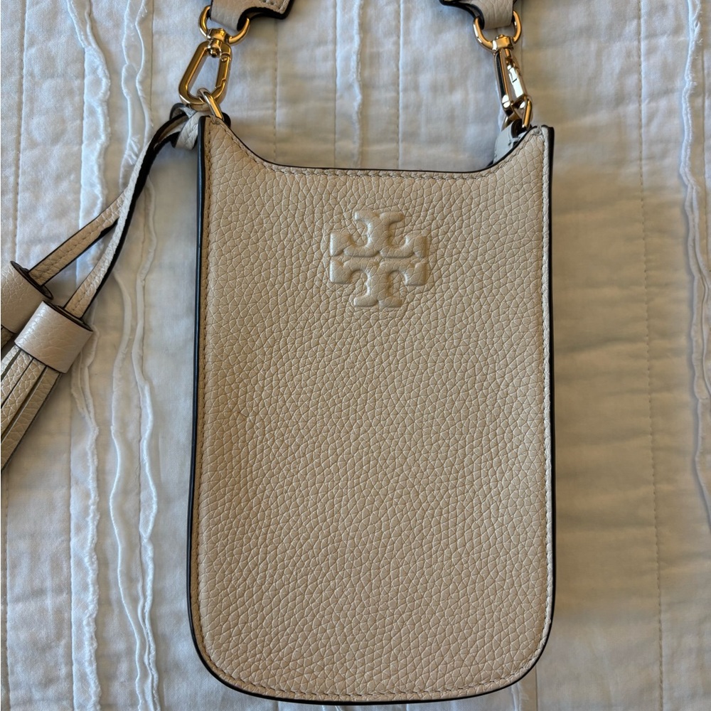 Tory Burch leather crossbody. - Picture 2 of 6